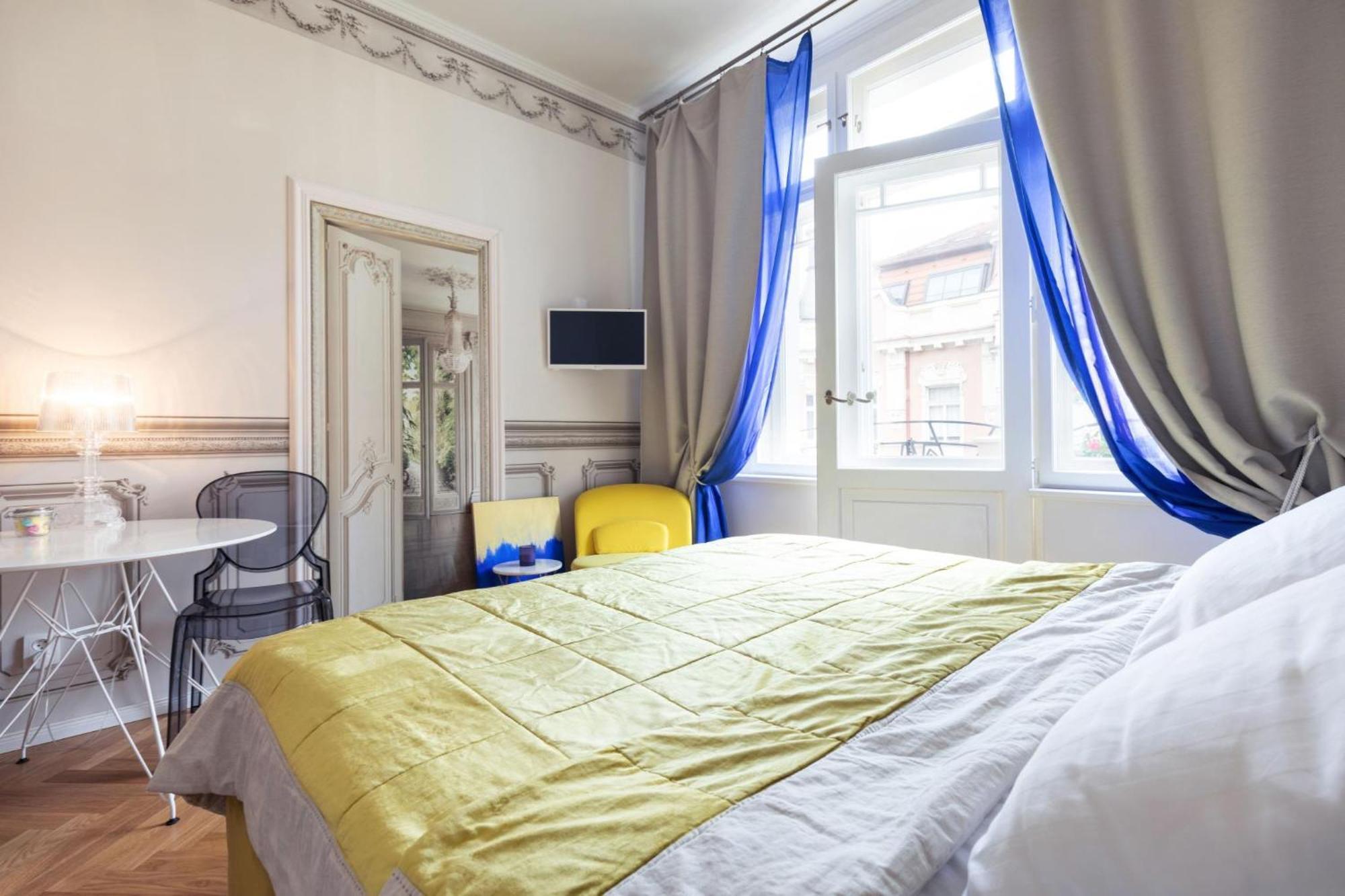 Prague Days - Sunny Riverside Apartments With Terraces Εξωτερικό φωτογραφία