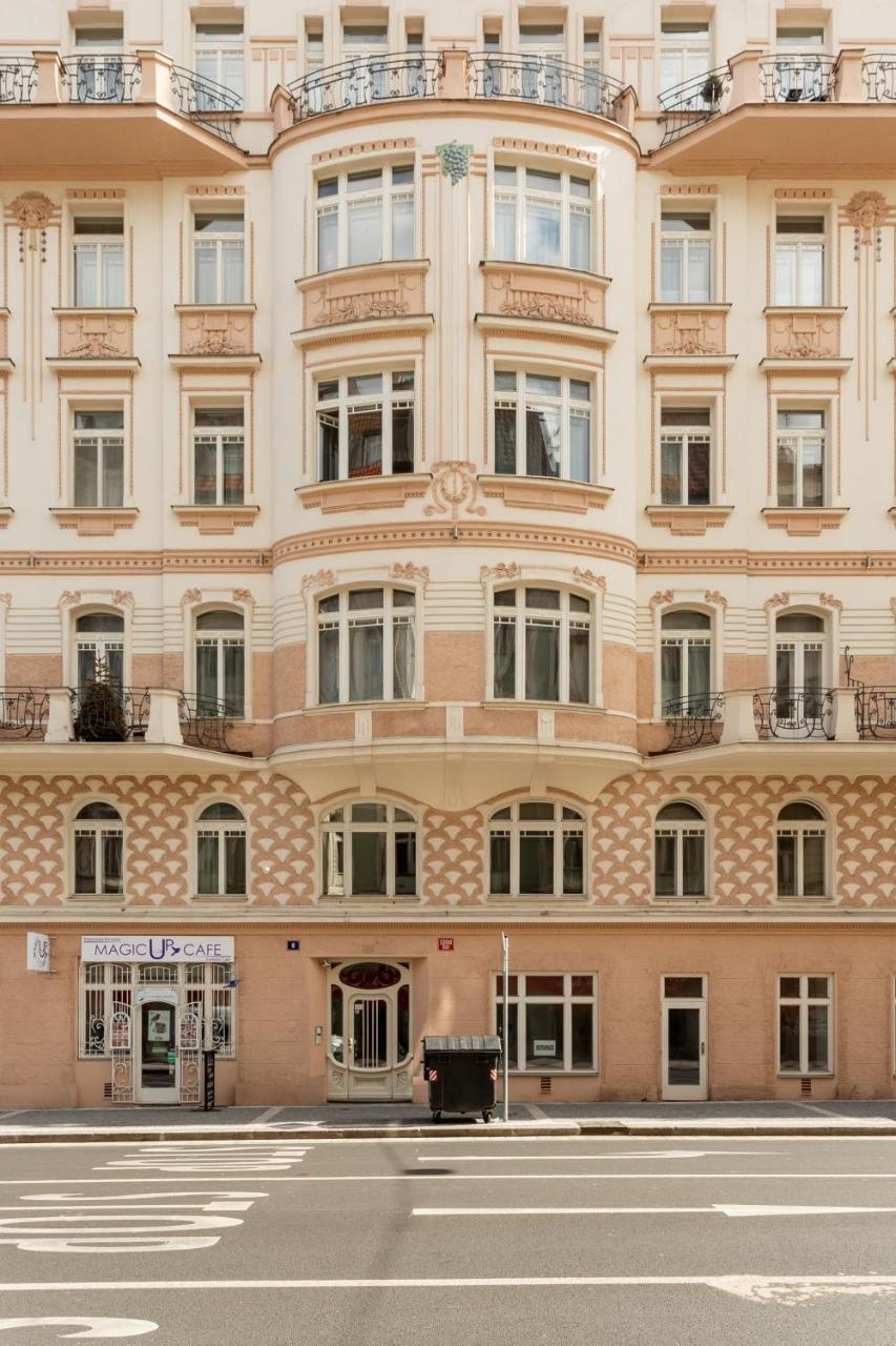 Prague Days - Sunny Riverside Apartments With Terraces Εξωτερικό φωτογραφία